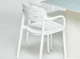 CROISETTE BLANC LOT DE 4 CHAISES EMPILABLES AVEC ACCOUDOIRS